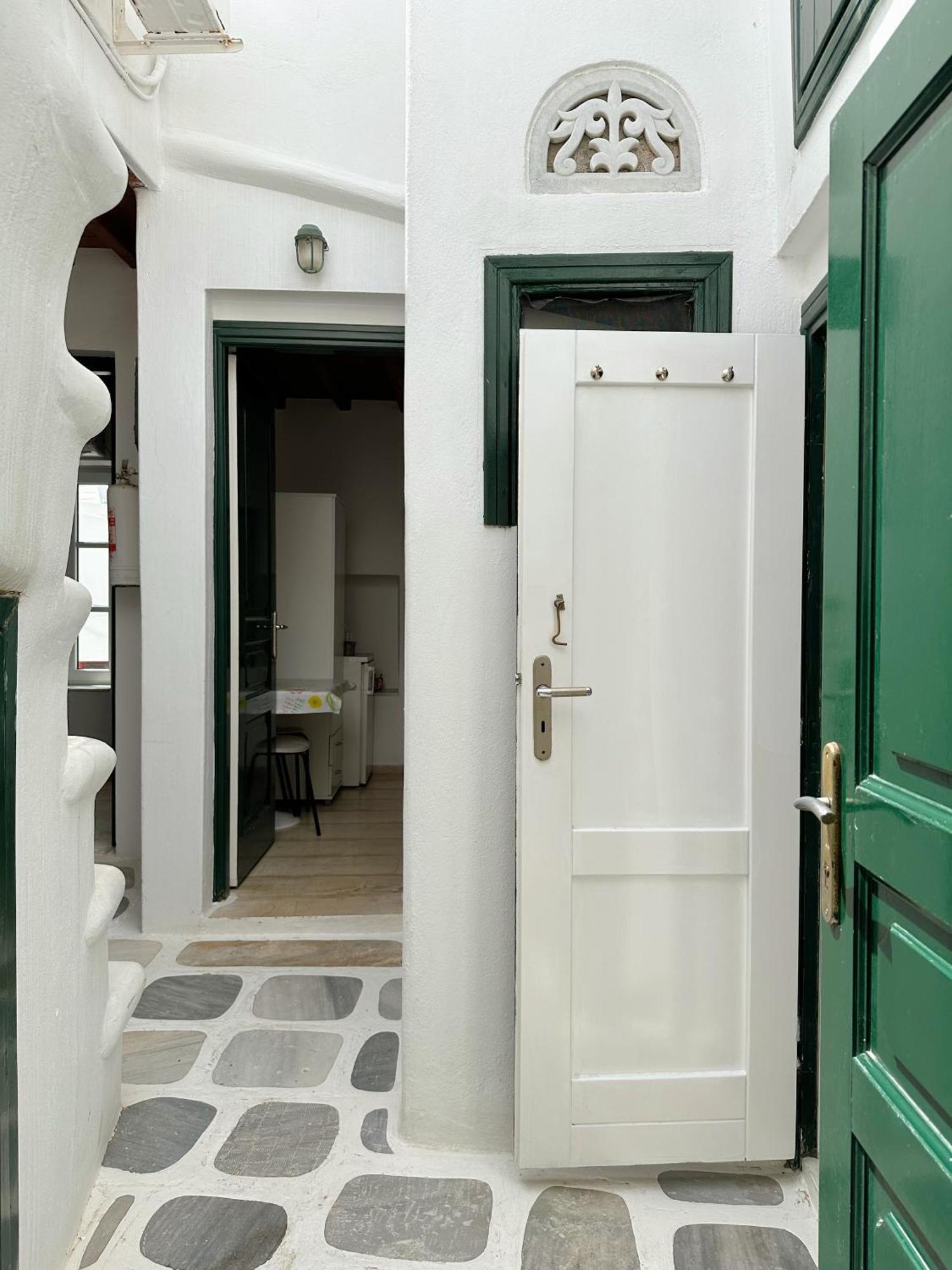 Can-Can Mykonos Town 외부 사진